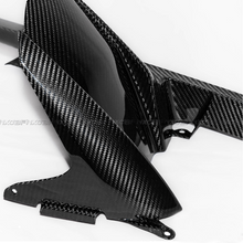 Load image into Gallery viewer, BMW S1000RR S1000R Carbon Fiber Rear Fender / Chain Guard BMW